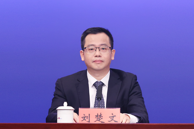 发布人：深圳市发展和改革委员会党组成员、市药械办主任 刘楚文.jpg