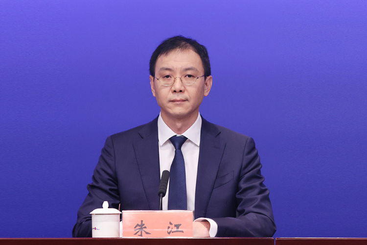 深圳市委金融办副主任 朱江.jpg