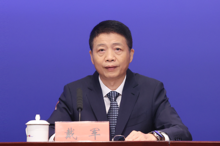 深圳市半导体与集成电路产业联盟理事长 戴军.jpg